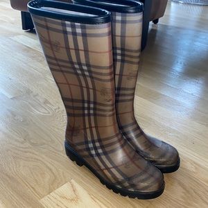 Burberry Tall Rainboots
